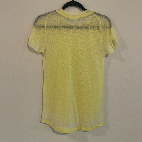 We The Free Women’s T-Shirt Small Yellow Acid Wash Lightweight Cotton Sheer - Picture 3 of 11